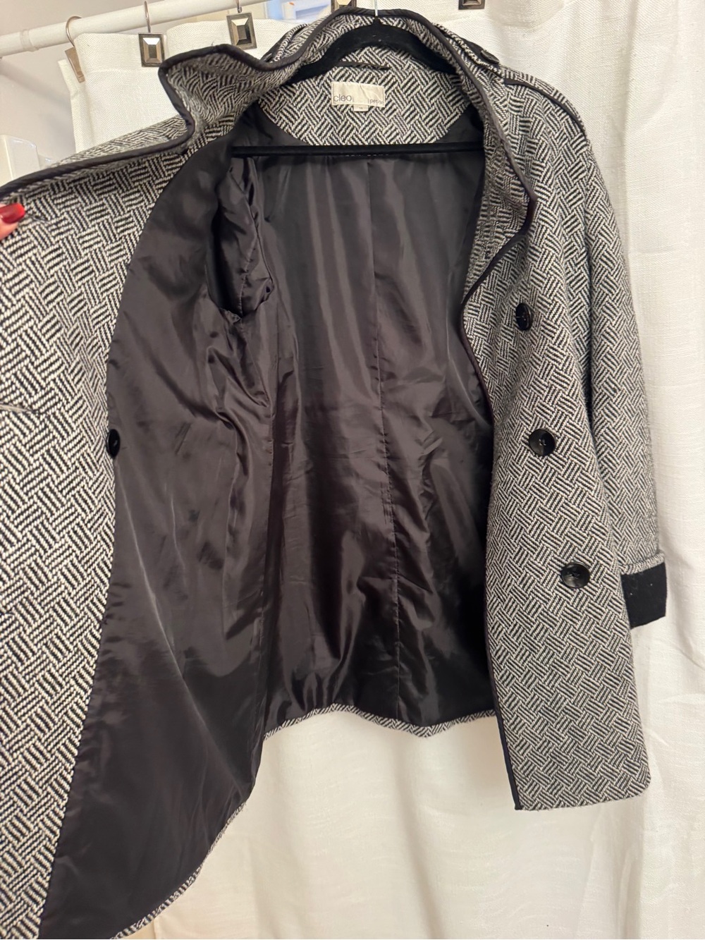 24” ptp Cleo Petite Wool Blend A-Line Coat – Size 14 Petite – Black & Ivory Herr - Picture 13 of 15